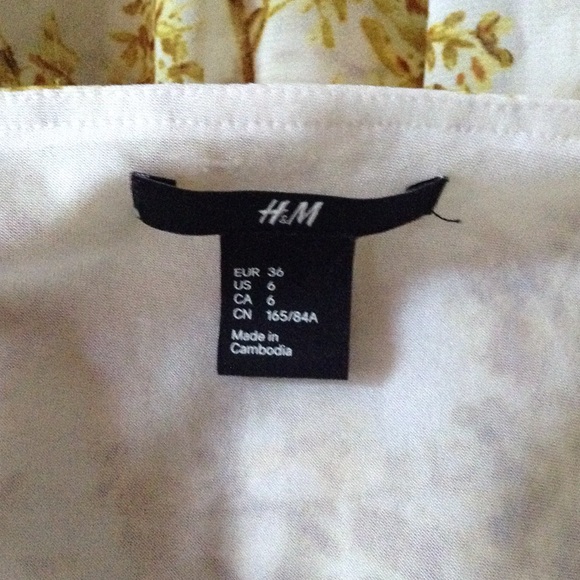 Women's Dress - Picture 6 of 8